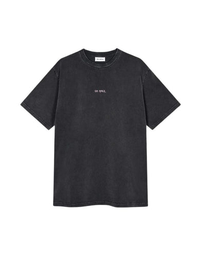 OH APRIL Boyfriend T-Shirt Own Magic Dark Grey – Oversized Shirt aus 70 % Baumwolle & 30 % recycelter Baumwolle, Used-Optik, Print in Sugar Pink, Größen XS–XL.