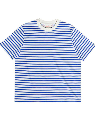 POPEIA T-Shirt in Königsblau/Off-White, Relaxed Fit aus 100 % Bio-Baumwolle, breiter Kragen, Detail im Nacken, nachhaltig produziert in Portugal