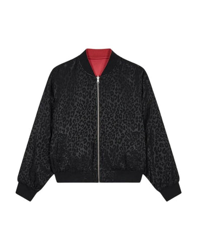 OH APRIL Wendebomberjacke Elin Leo Black/Maroon – reversible Jacke in Leo und Maroon, entspannte Passform aus Viskose.