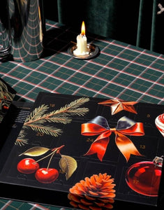 Adventskalender von Lakrids by Bülow – klassischer Lakritz-Adventskalender mit 24 Türchen, 345 g