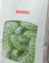Laden Sie das Bild in den Galerie-Viewer, Nicolas Vahé Bonbons Apple – frische Hartkaramellen mit grünem Apfelgeschmack, 150 g.

