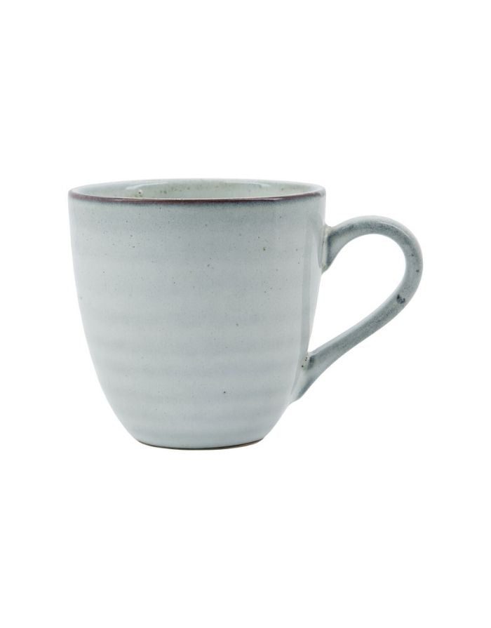 Handgefertigter Steinzeugbecher Rustic von House Doctor in Grau und Blau mit gesprenkelter Glasur und skandinavischem Design als Freisteller