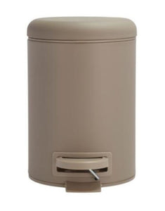 Pedaleimer Mono in Taupe von Södahl: kleiner Eimer mit Soft-Close-Deckel, Pedal und herausnehmbarem Plastikeinsatz, 3 Liter Fassungsvermögen.