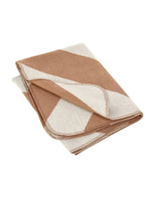 Laden Sie das Bild in den Galerie-Viewer, Hundedecke Ida M in Streifen Rose / Maple – weiche Decke aus Baumwollmischung für Hunde. Ideal für Zuhause und unterwegs, OEKO-TEX-zertifiziert, maschinenwaschbar und trocknergeeignet.
