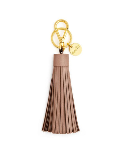 Camel Reflektor-Quaste von Firefly Reflectors aus reflektierendem Material mit Lederband, ca. 8 cm – elegant, funktional und einfach zu befestigen.