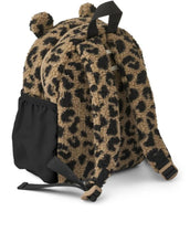 Laden Sie das Bild in den Galerie-Viewer, Kinderrucksack Andreas von Liewood aus weichem Fleece in Mega Leo/Oat Mix mit Bärendetails, kompakter Rucksack für Kindergartenkinder mit Brustgurt und mehreren Fächern.“
