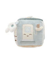 Laden Sie das Bild in den Galerie-Viewer, Jollein Aktivitäten-Würfel „On The Go“ – weicher Baby-Spielwürfel mit Schlüssel, Spiegel, Tankstellenmotiv und Ampel, Sea Green &amp; Biscuit, 10x10x10 cm, handwaschbar.
