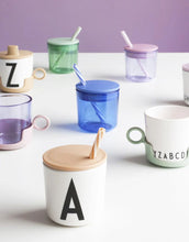 Laden Sie das Bild in den Galerie-Viewer,  Design Letters Strohhalm-Deckel Lavender für Eco Kids Becher – BPA-frei, kleckerfreies Trinken, passend für Ecozen.
