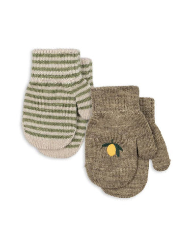 Kinderfäustlinge von Konges Sløjd im 2er-Pack in Lemon/Stripe aus Wollmischung mit Daumeneinsatz.