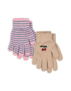 2 Paar Kinderhandschuhe von Konges Sløjd aus Wollmischung in Cherry/Stripe und Lemon/Stripe farben.