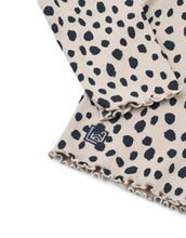 Laden Sie das Bild in den Galerie-Viewer, Geripptes NIEVE Langarmshirt mit Leo-Print aus Bio-Baumwolle von Liewood
