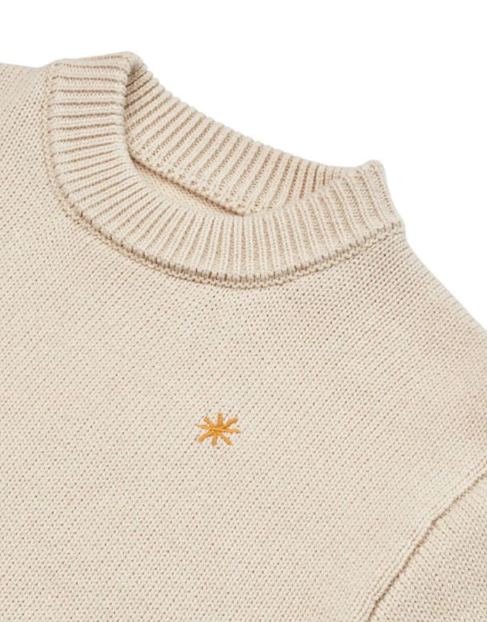  Liewood ORLANE Strickpullover Holiday/Sandy mit winterlichen Stickereien aus weicher Bio-Baumwolle.