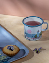 Laden Sie das Bild in den Galerie-Viewer, Becher Emaille 5,5dl  I Moomin - Sunset
