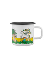 Laden Sie das Bild in den Galerie-Viewer, Emaille Becher Pippi Langstrumpf – The Way Home von Muurla, robuster Kohlenstoffstahl mit Emaille-Beschichtung, spülmaschinenfest, geeignet für drinnen und draußen, Hinweis: kann bei Stürzen absplittern.
