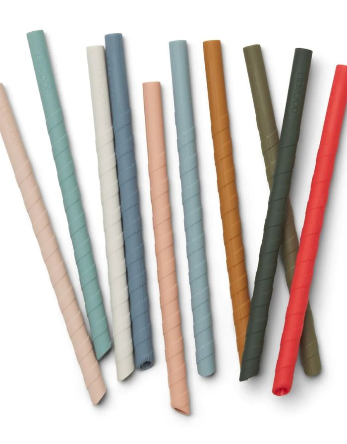 Liewood Timoti Strohhalme Multi Mix aus Silikon im 10er-Set mit Reinigungsbürste.