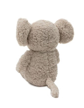 Laden Sie das Bild in den Galerie-Viewer, Jollein Kuscheltier Elefant in sanftem Sandton – weiches Plüschtier aus Polyester, CE-zertifiziert, perfekt zum Kuscheln, Spielen und Einschlafen.
