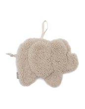 Laden Sie das Bild in den Galerie-Viewer, Jollein Schmusetuch „Elephant Tales“ – weiches Kuscheltuch in Elefantenform, Sandfarbe, mit Schnullerschlaufe und Knoten, handwaschbar, sanft zur Babyhaut.

