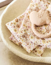 Laden Sie das Bild in den Galerie-Viewer, Jollein Spucktuch 3er Set „Flower Fairies“ – 31x31 cm Musselin-Mulltücher mit Blumenprint aus Baumwolle, OEKO-TEX zertifiziert.
