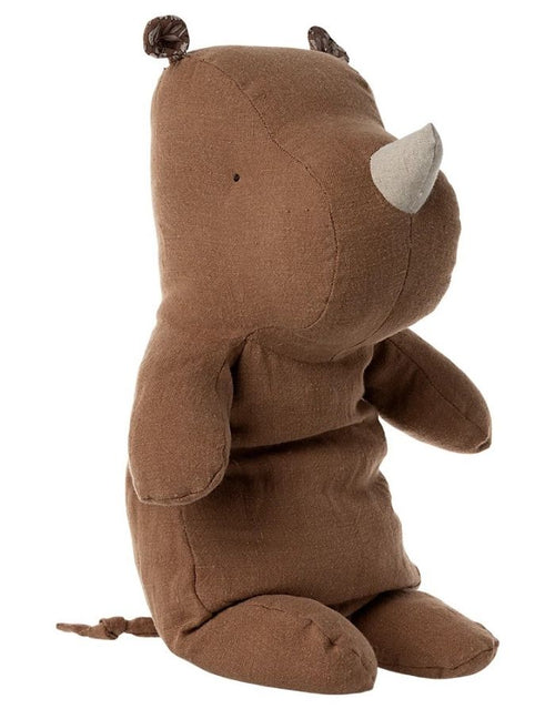 Maileg Safari Friends Niashorn Medium in der Farbe Schokolade Kuscheltier aus Baumwolle  für Kinder und Babys