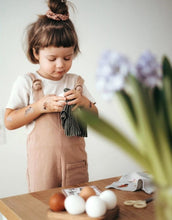 Laden Sie das Bild in den Galerie-Viewer, Vegane Kinder-Tattoos Marienkäfer von nuukk
