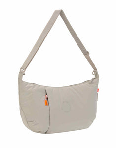 LÄSSIG Lunua Wickeltasche in Beige – große Bum Bag mit Wickelzubehör, Feuchtfach, vegan, recycelt & pfc-frei, mit Neon-Details und Kinderwagenbefestigung.