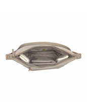 Laden Sie das Bild in den Galerie-Viewer, LÄSSIG Lunua Wickeltasche in Beige – große Bum Bag mit Wickelzubehör, Feuchtfach, vegan, recycelt &amp; pfc-frei, mit Neon-Details und Kinderwagenbefestigung.

