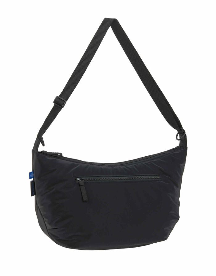 LÄSSIG Lunua Wickeltasche in Schwarz – große Bum Bag mit Wickelzubehör, wasserabweisendem Fach, vegan, recycelt & pfc-frei, mit Neon-Details und Kinderwagenhaken.