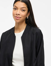 Laden Sie das Bild in den Galerie-Viewer, Bomberjacke Vipapaya I Black Beauty
