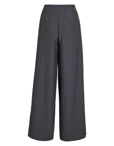 Weit geschnittene High-Waist-Hose in Mittelgrau von VILA – eleganter Look mit weichem Fall, ideal kombinierbar für Alltag und Büro.

