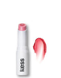 Natürlich pflegender Triple Tint Lip Balm Kiss von Kess Berlin mit zartem Kirschton