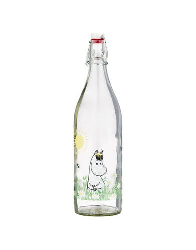 Glasflasche Moomin Meadow von Muurla mit Moomin-Illustration, 1 Liter, luftdichter Bügelverschluss, spülmaschinenfest