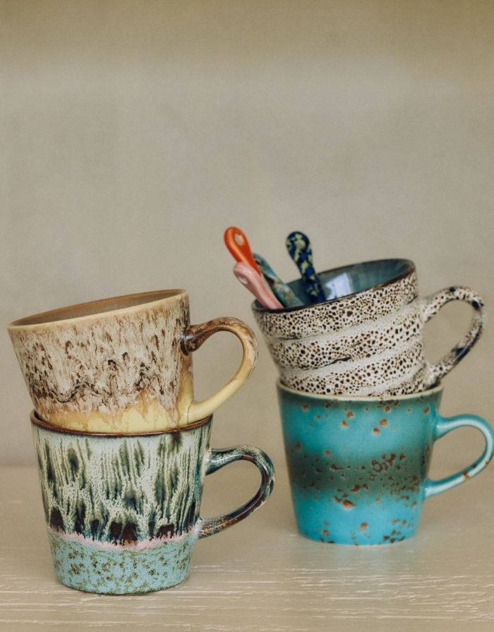 Mehrfarbiger HKliving 70s Ceramics Americano Mug aus glasiertem Steingut im charakteristischen Retro-Design