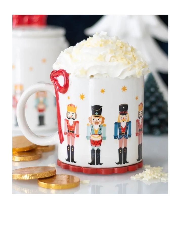 Weihnachtsbecher mit Schleife I Nussknacker