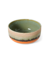 Laden Sie das Bild in den Galerie-Viewer, 70s Ceramics Dessert Bowl Cove Burst mit individuellem handbemalten Finish
