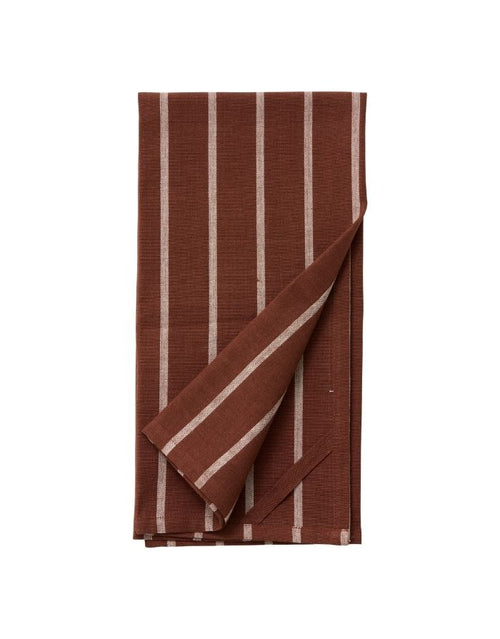 Gestreiftes RAFU Geschirrtuch von Nordal aus 100 % Baumwolle in Braun, Beige und Blau.