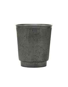 Becher Berica I Schwarz