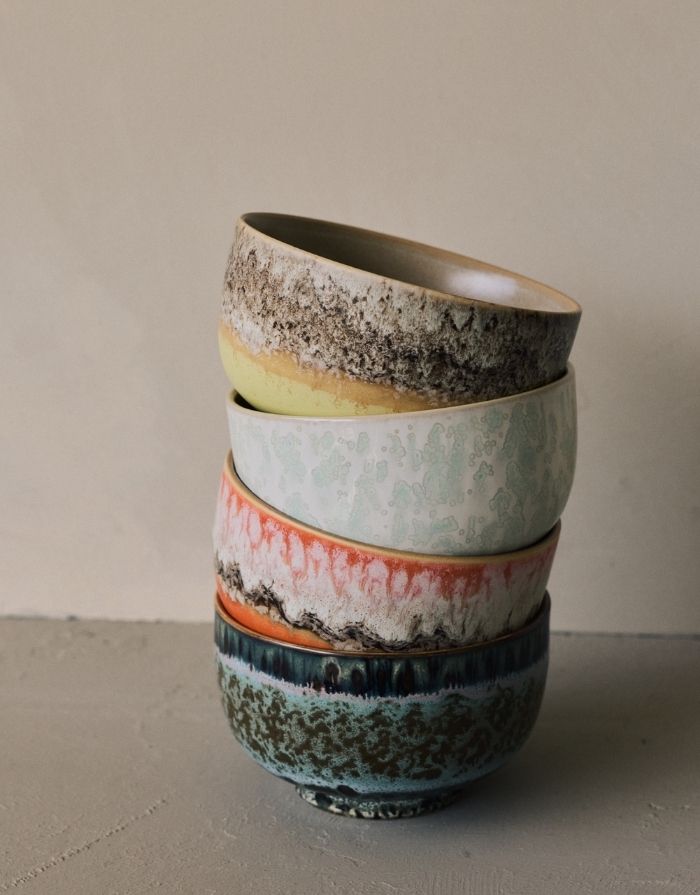 HKliving 70s Ceramics Noodle Schale Fierce aus mehrfarbig glasiertem Steingut für Nudeln, Reis, Suppen und Bowls.