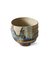 Laden Sie das Bild in den Galerie-Viewer, Tasse Artist Scratched von hkliving – handbemalte Steinzeug-Tasse im Unikat-Look
