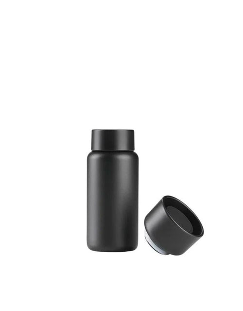 Zone Denmark Singles Thermobecher Black 400 ml aus Edelstahl mit Klickdeckel und Schraubverschluss, isolierter Coffee to go Becher in Schwarz