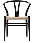 Carl Hansen Wishbone Chair CH24 in Buche Soft Black gemalt mit Sitzfläche aus Naturkordel als Freisteller von vorne 