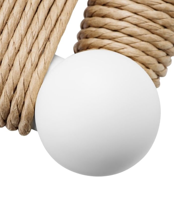 Carl Hansen Wishbone Chair CH24 in Buche Soft White gemalt mit Sitzfläche aus Naturkordel als Freisteller im Detail