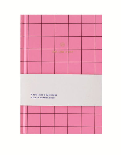 A-Journal One Line a Day Tagebuch in rosa kariertem Design, 5-Jahres-Journal, Hardcover 19x13 cm.