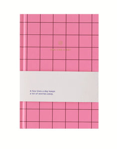 A-Journal One Line a Day Tagebuch in rosa kariertem Design, 5-Jahres-Journal, Hardcover 19x13 cm.
