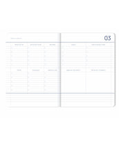 Laden Sie das Bild in den Galerie-Viewer, Kalender My Journal 2026 Flow Blue von A-Journal – blauer Hardcover-Planer mit Soft-Touch-Oberfläche, elastischer Schließe und cremefarbenem Papier
