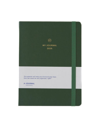 My Journal 2026 Olive Green von A-Journal – Hardcover-Agenda mit Soft-Touch, Wochen- und Monatsübersichten, praktische Checklisten, Lesezeichenband, FSC-zertifiziertes cremefarbenes Papier, Platz für Notizen.
