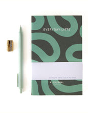 Laden Sie das Bild in den Galerie-Viewer, A-Journal Notizblock Flow in Mint, 17x11 cm, 1,6 cm dick.
