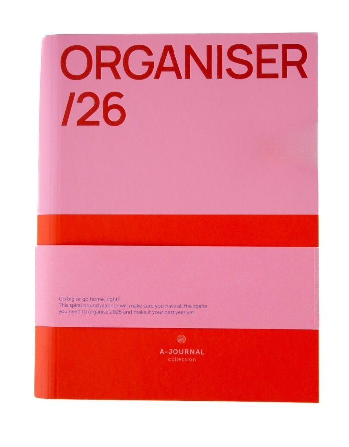 Spiral Organizer 2026 Pink Red von A-Journal – stylischer Terminplaner in Pink und Rot mit Ringbindung, Wochen- und Monatsübersichten, Checklisten und Notizseiten.