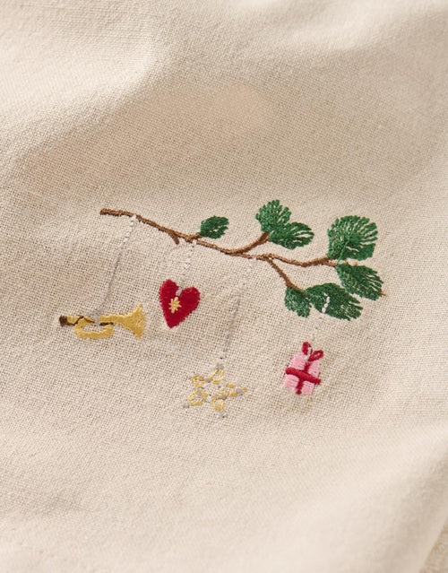 Leinenfarbene Stoffserviette Stillenat von Ib Laursen aus gewaschener Baumwolle mit feiner weihnachtlicher Stickerei in der Größe 40 × 40 cm.