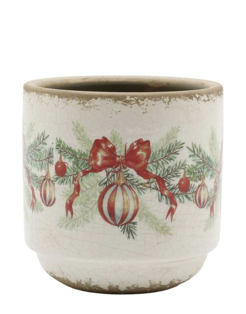 Übertopf Weihnachtskugel und Schleife von Chic Antique in Creme, dekorativer Blumentopf aus Steingut mit roten Schleifen, Weihnachtskugeln und Tannenzweigen im nostalgischen Vintage-Stil, 10 cm hoch.