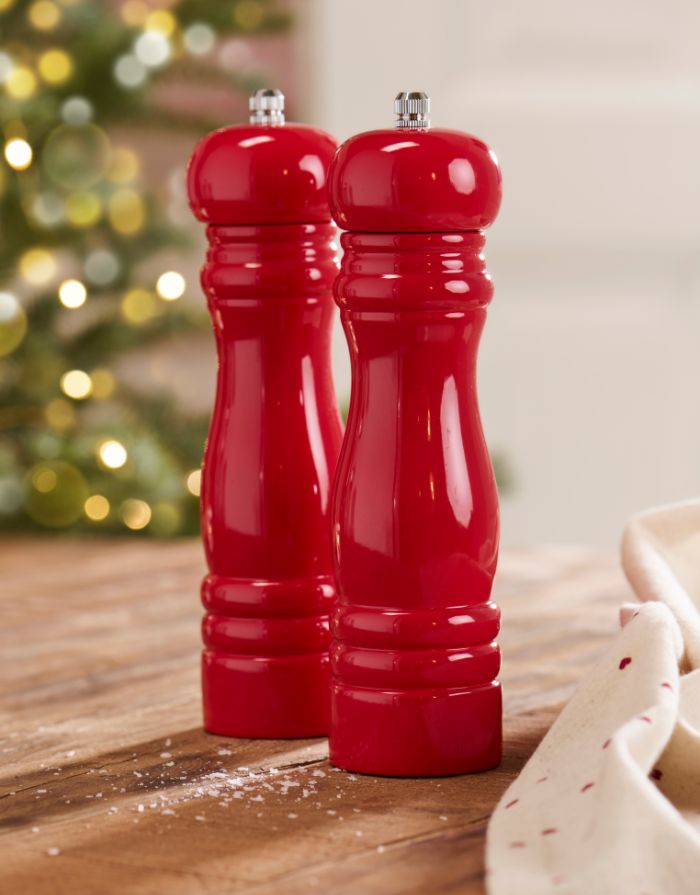 Rotes Salz- und Pfeffermühlen-Set von Ib Laursen aus Gummibaumholz mit Keramikmahlwerk.